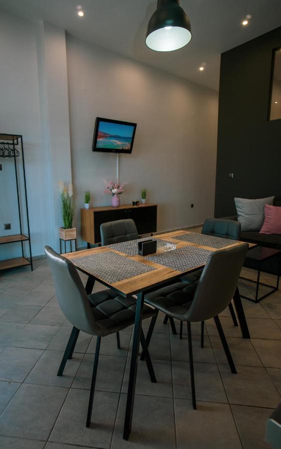 Seashell Luxury Apartment Nikiti  Exterior photo